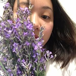 Meet your Posher, Ivana
